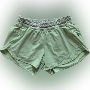 Lululemon running shorts Women’s 6 S Lime Green Light Gray Lined Small
